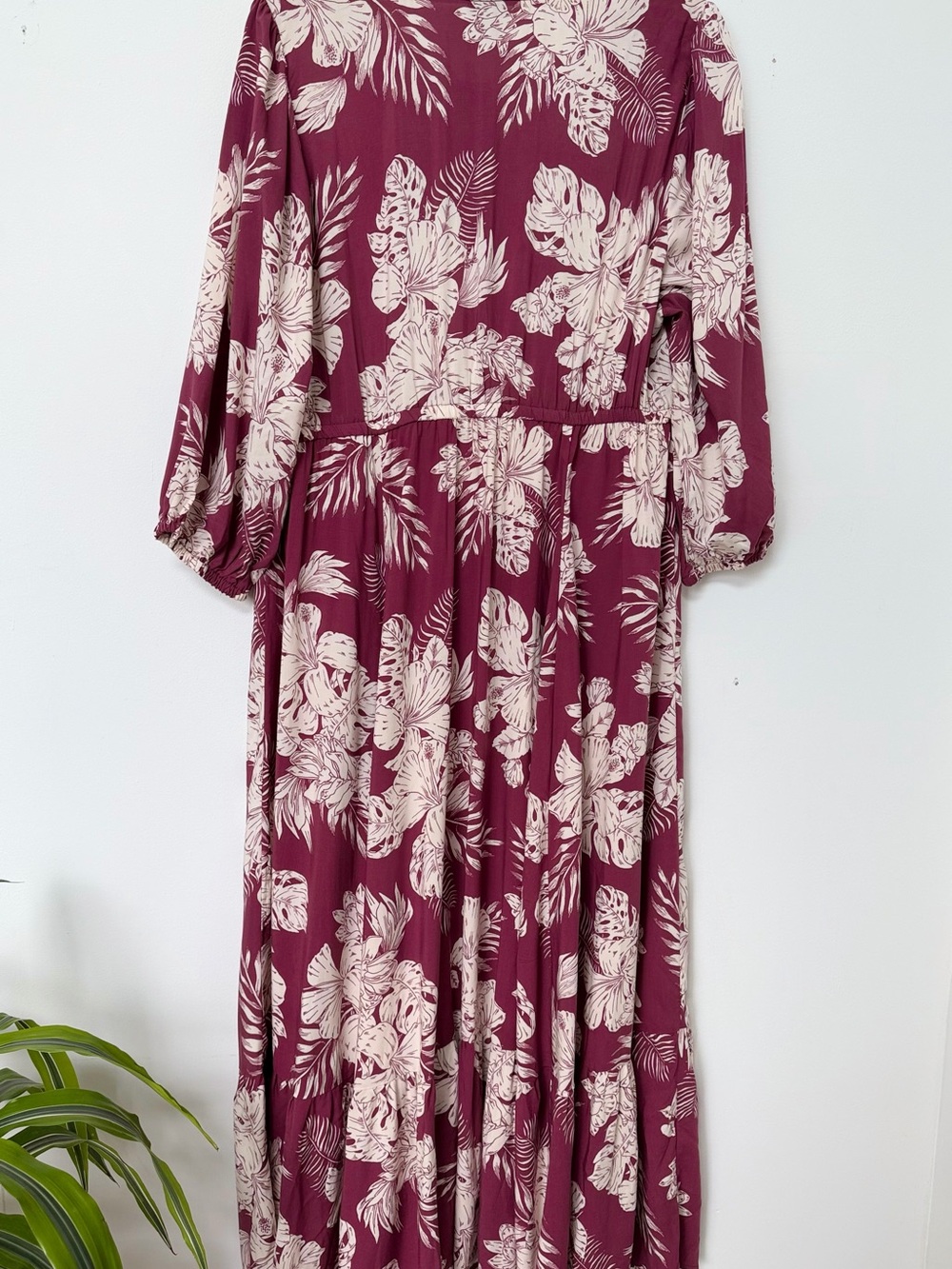 Torrid Maxi Dress 2X 18-20 NWT Maroon Tropical Floral Challis Tiered Pockets XXL - Picture 3 of 11